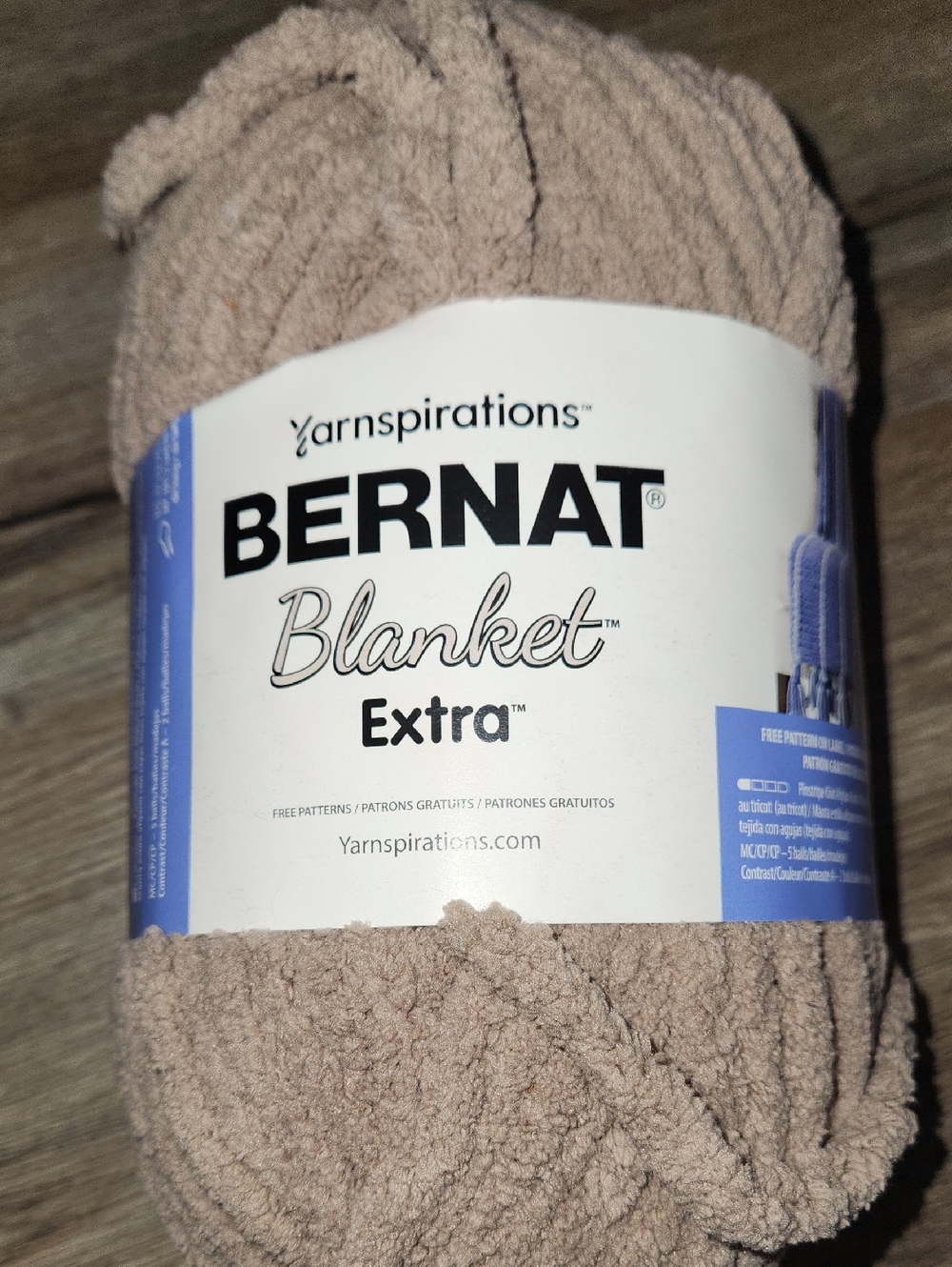 Blanket Extra Plush Yarn — Mushroom